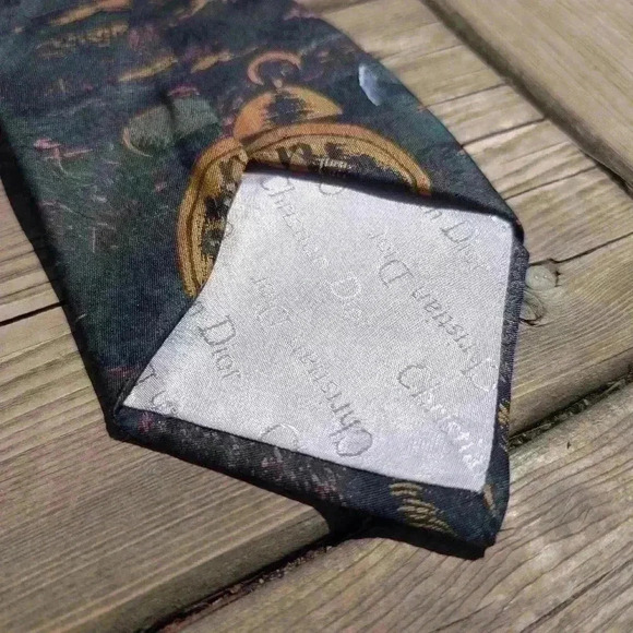 Vintage Christian Dior clock design men's tie - Picture 11 of 12